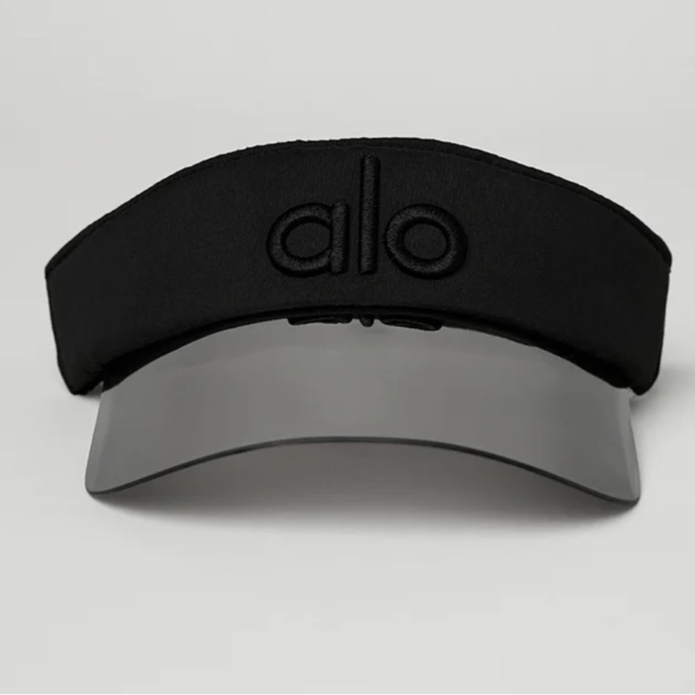 NWT in package Womens Airlift Alo Yoga solar Sun Visor in Black Reflective Look